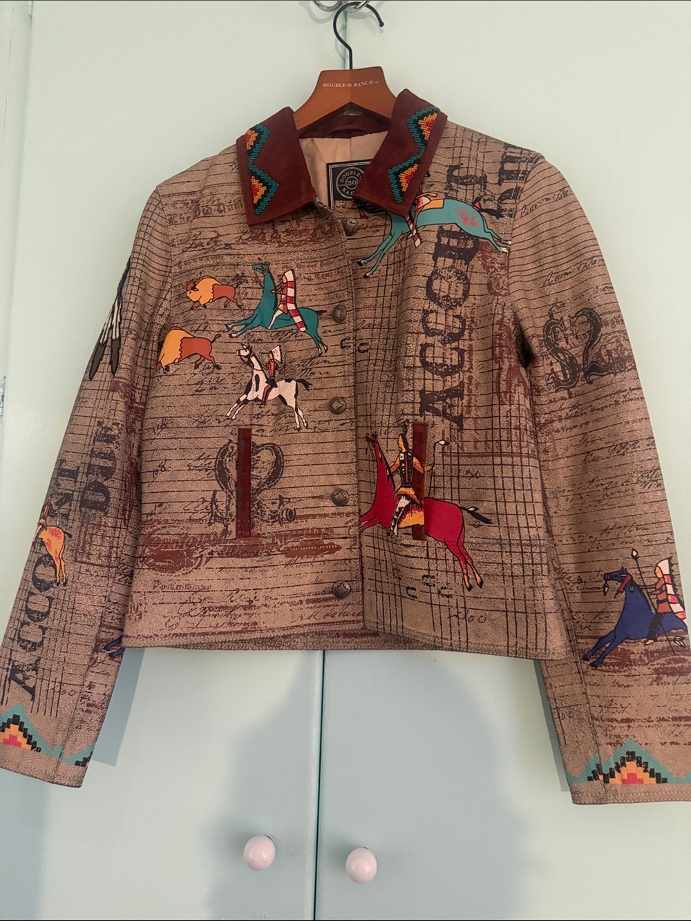Double D Ranch Accounting Jacket - Picture 5 of 7